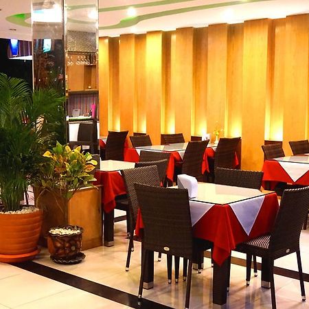 Aya Place Pattaya Extérieur photo